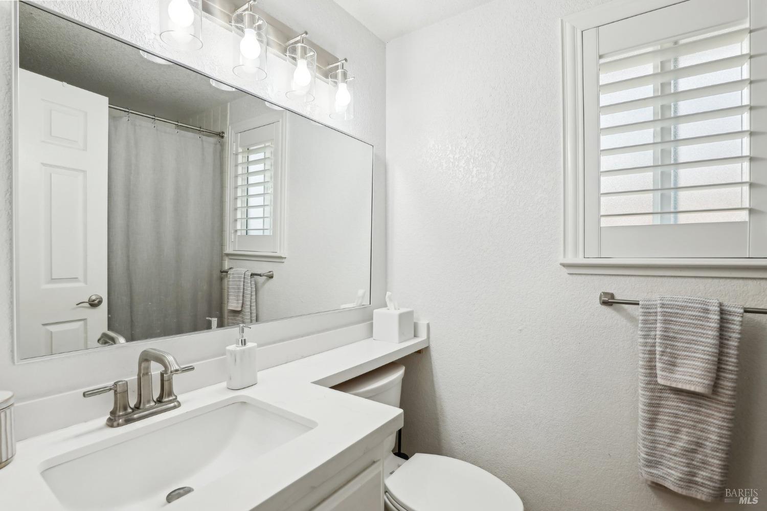 Detail Gallery Image 47 of 68 For 218 Ballindine Dr, Vacaville,  CA 95688 - 4 Beds | 3 Baths