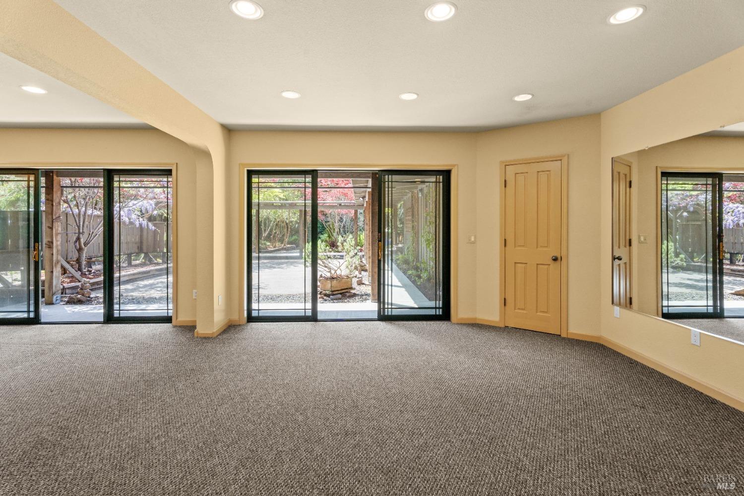 Detail Gallery Image 18 of 45 For 43755 Little Lake Rd, Mendocino,  CA 95460 - 2 Beds | 2 Baths