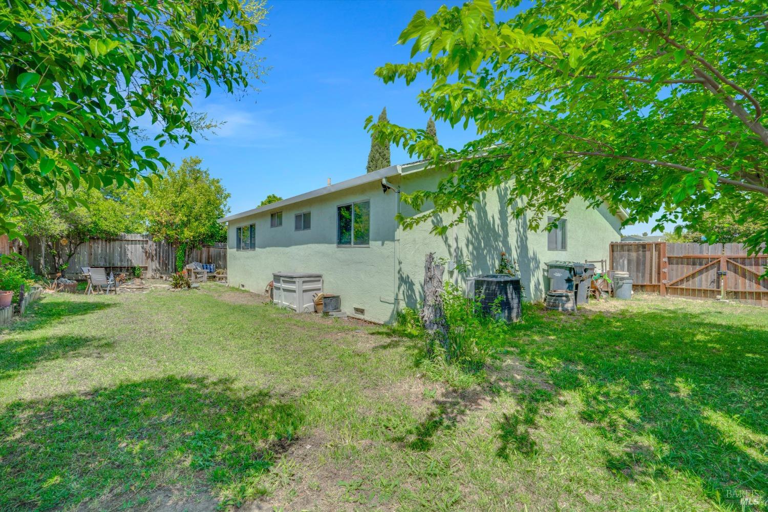 Detail Gallery Image 18 of 23 For 800 Spoonbill Ln, Suisun City,  CA 94585 - 3 Beds | 2 Baths