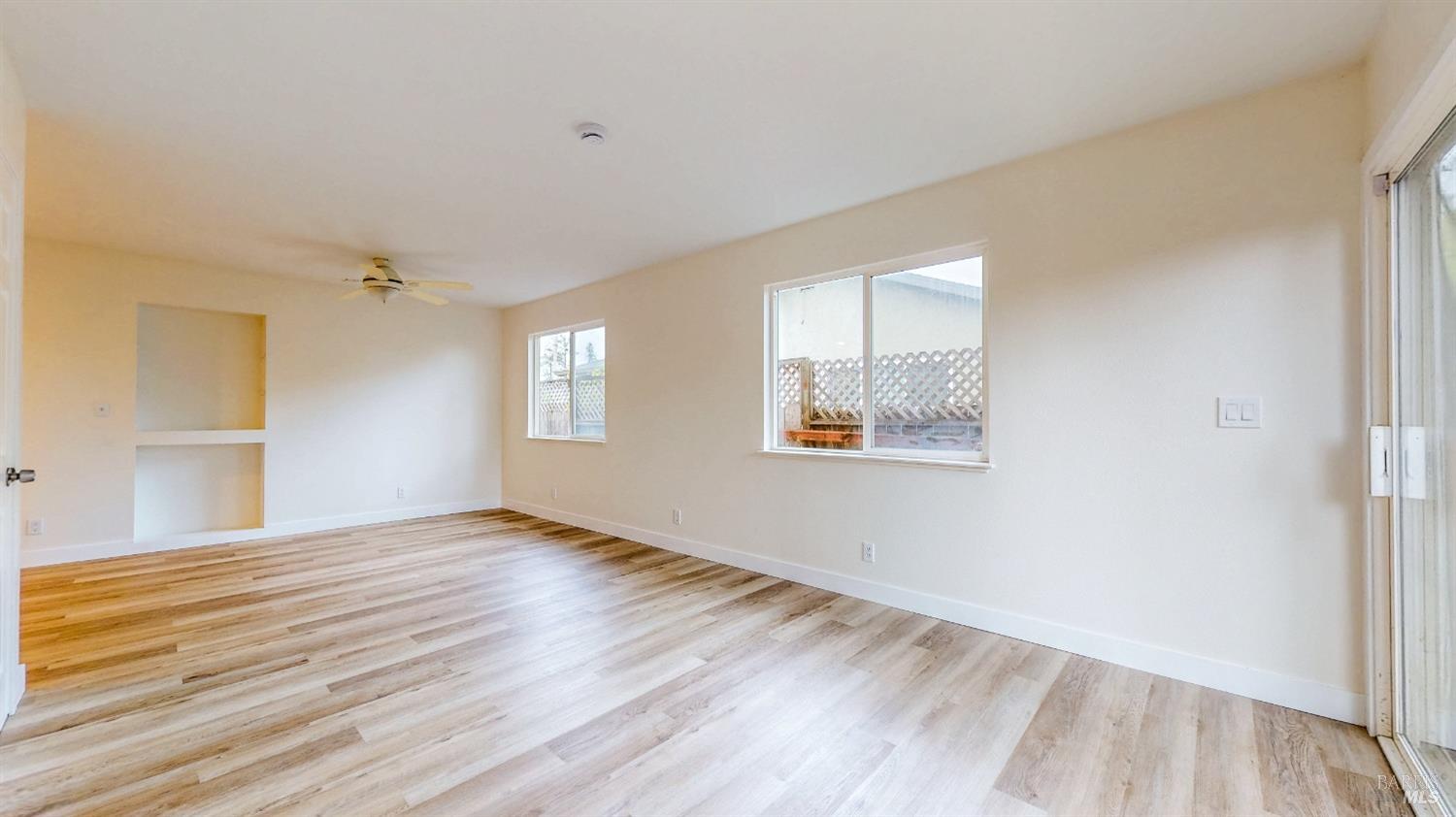 Detail Gallery Image 18 of 57 For 1245 Kerney St, Santa Rosa,  CA 95401 - 3 Beds | 2 Baths