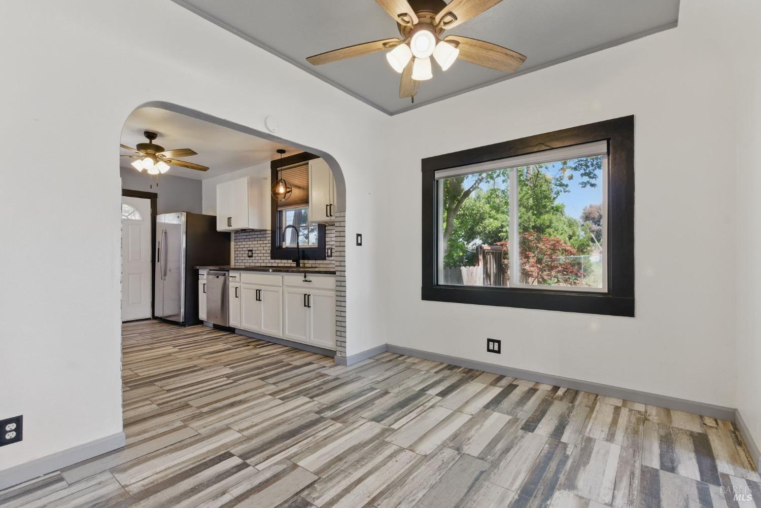 Detail Gallery Image 5 of 59 For 2322 Georgia St, Vallejo,  CA 94590 - 3 Beds | 2 Baths