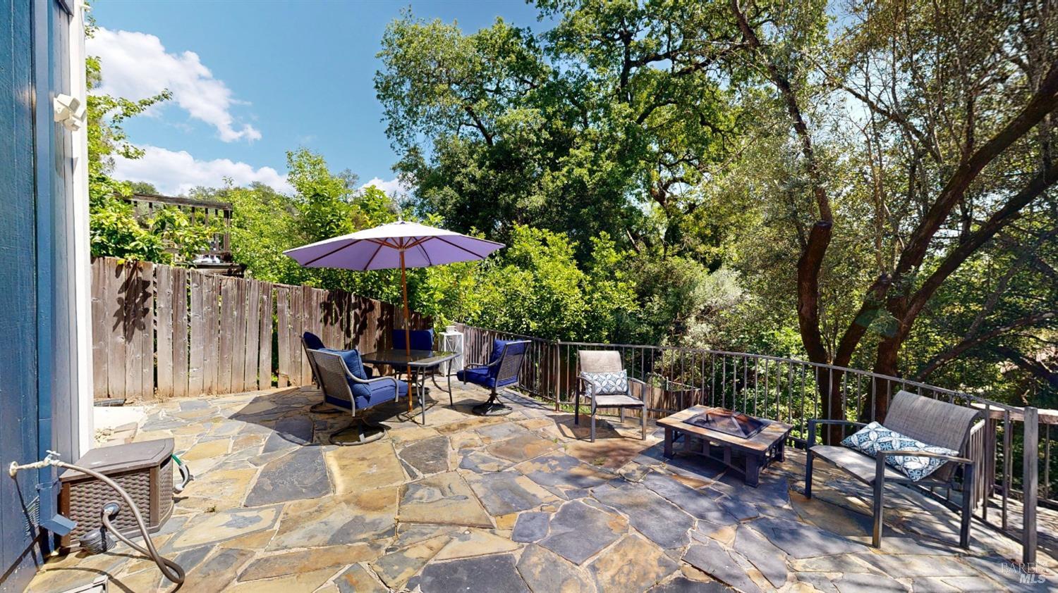 Detail Gallery Image 46 of 62 For 125 Oakbrook Ln, Cloverdale,  CA 95425 - 4 Beds | 3 Baths