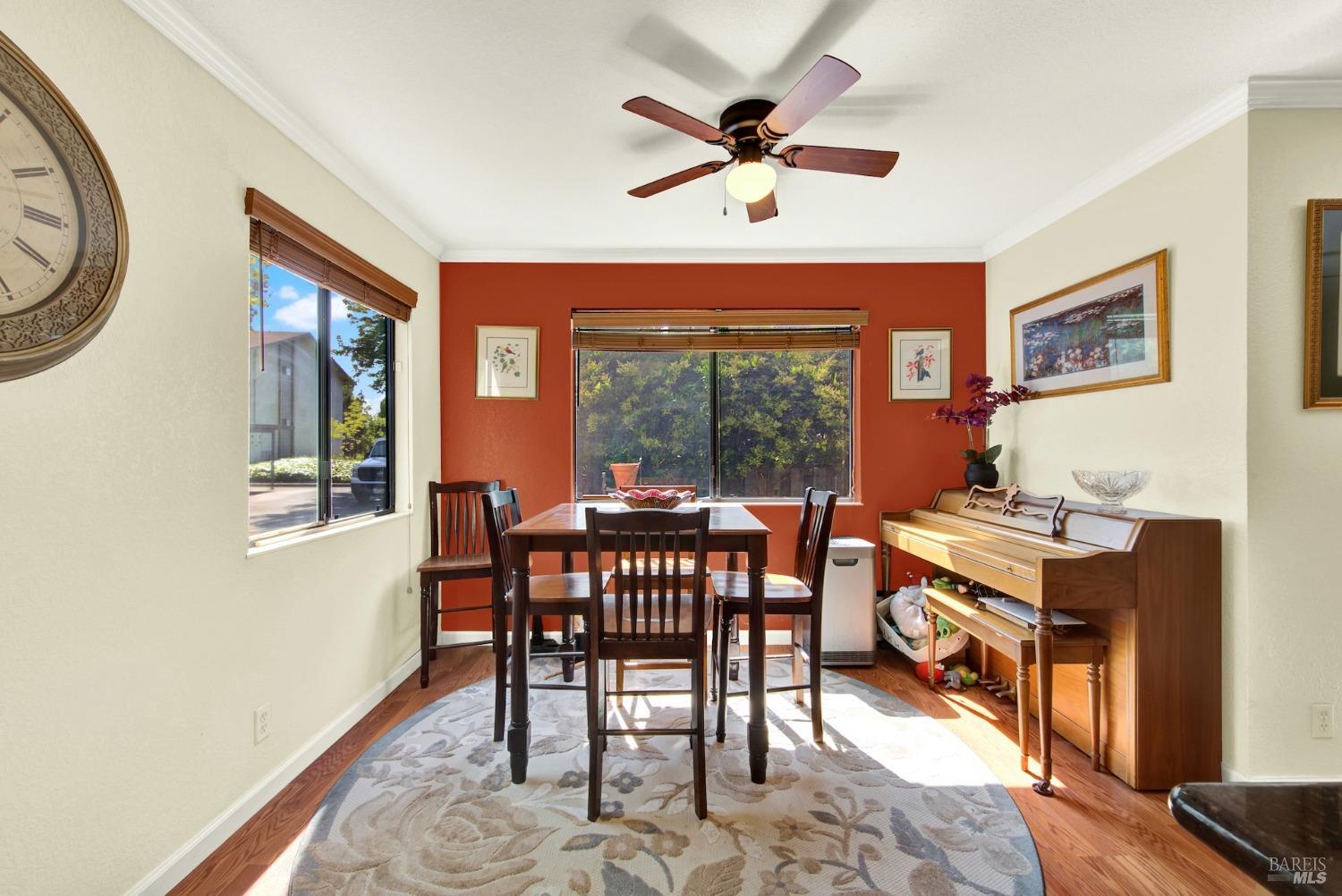 Detail Gallery Image 6 of 25 For 900 Cambridge Dr #99,  Benicia,  CA 94510 - 2 Beds | 1 Baths