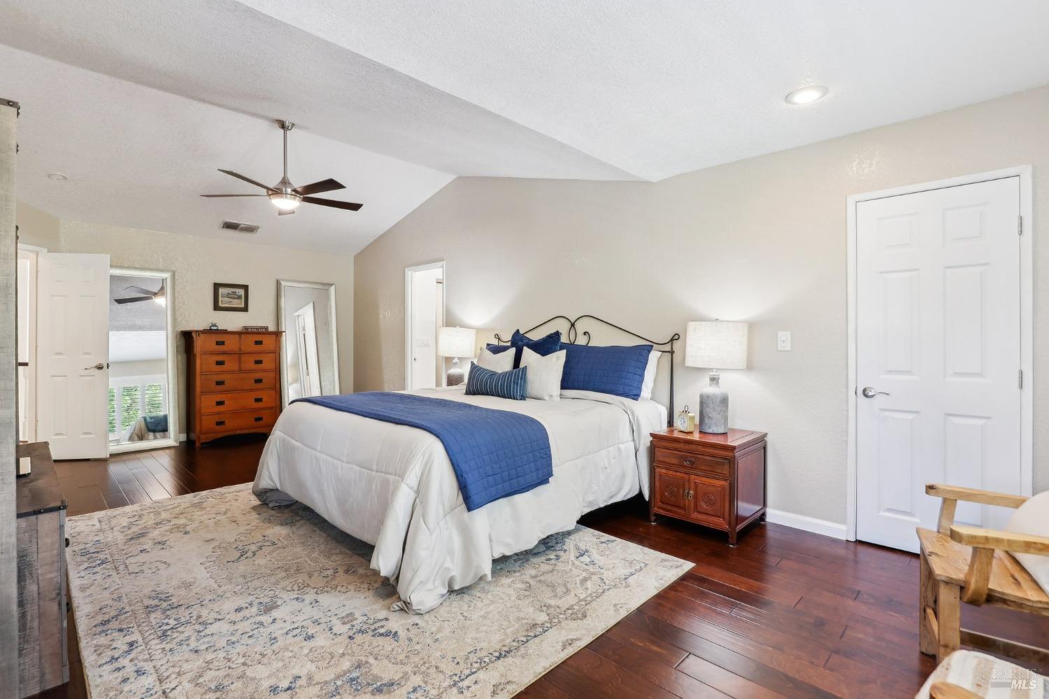 Detail Gallery Image 30 of 68 For 218 Ballindine Dr, Vacaville,  CA 95688 - 4 Beds | 3 Baths