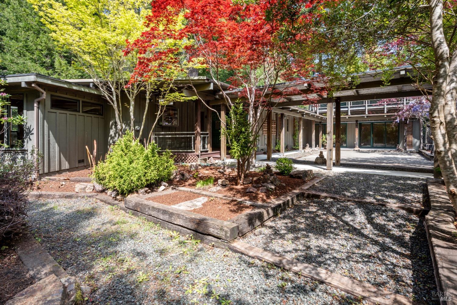 Detail Gallery Image 35 of 45 For 43755 Little Lake Rd, Mendocino,  CA 95460 - 2 Beds | 2 Baths