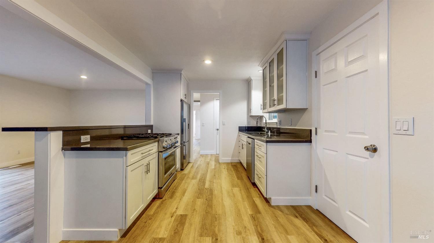 Detail Gallery Image 23 of 57 For 1245 Kerney St, Santa Rosa,  CA 95401 - 3 Beds | 2 Baths