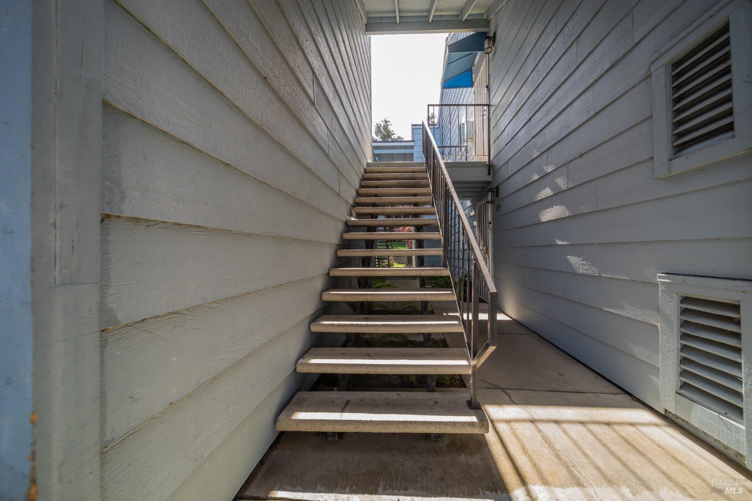 Detail Gallery Image 19 of 29 For 237 Lighthouse Dr, Vallejo,  CA 94590 - 2 Beds | 2 Baths