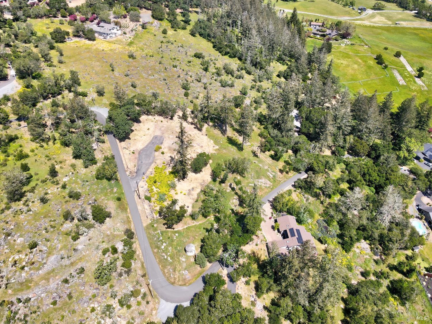 Detail Gallery Image 6 of 25 For 3577 Deer Trail Rd, Santa Rosa,  CA 95404 - – Beds | – Baths