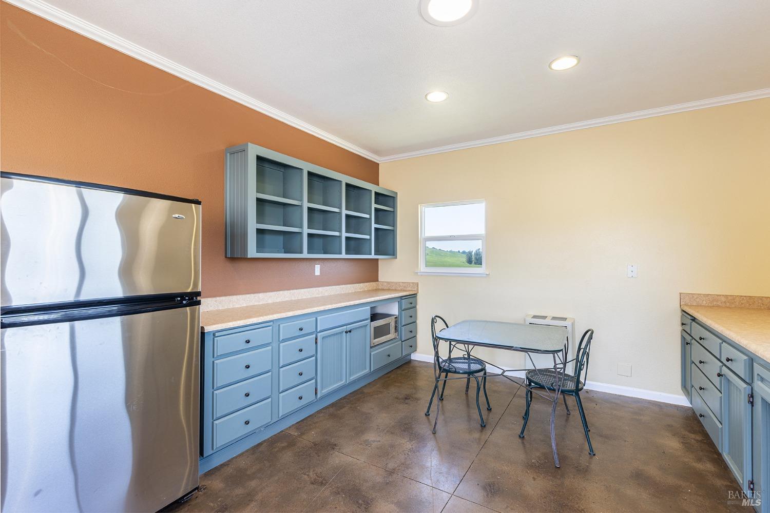 Detail Gallery Image 56 of 75 For 3785 Roblar Rd, Petaluma,  CA 94952 - 2 Beds | 1/1 Baths