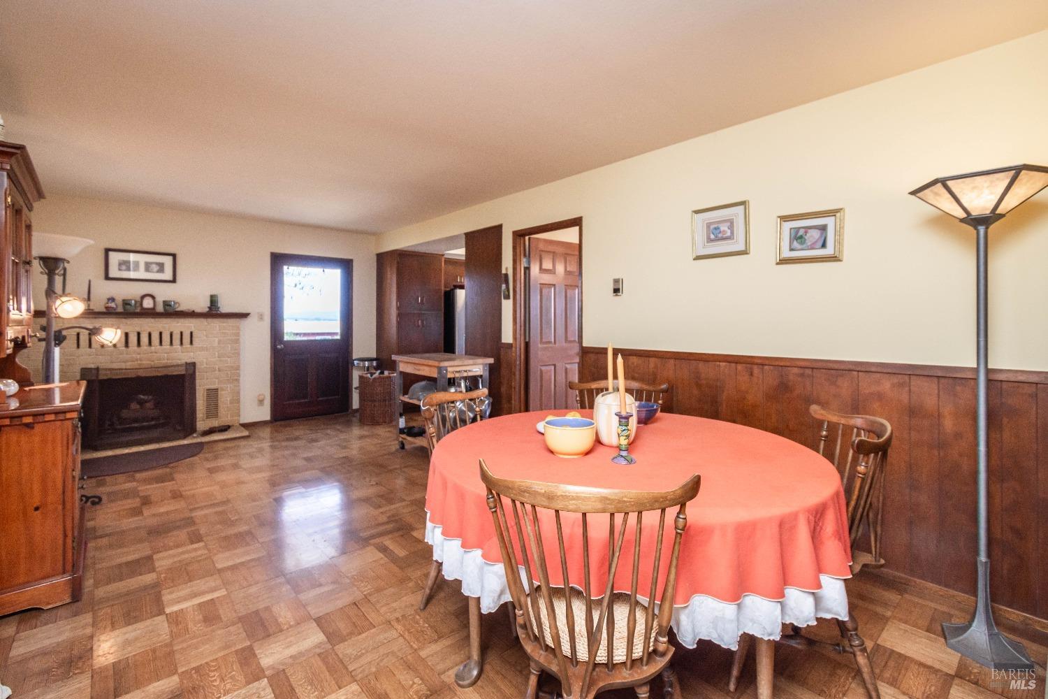 Detail Gallery Image 28 of 60 For 1150 Bayview Ave, Napa,  CA 94559 - 3 Beds | 2 Baths