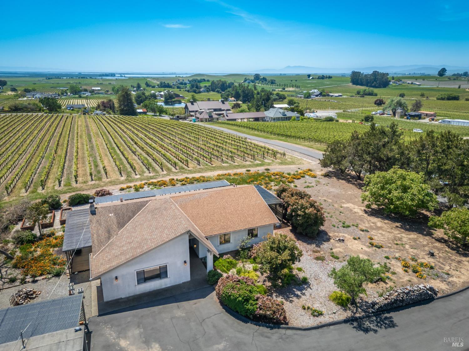 Detail Gallery Image 17 of 60 For 1150 Bayview Ave, Napa,  CA 94559 - 3 Beds | 2 Baths