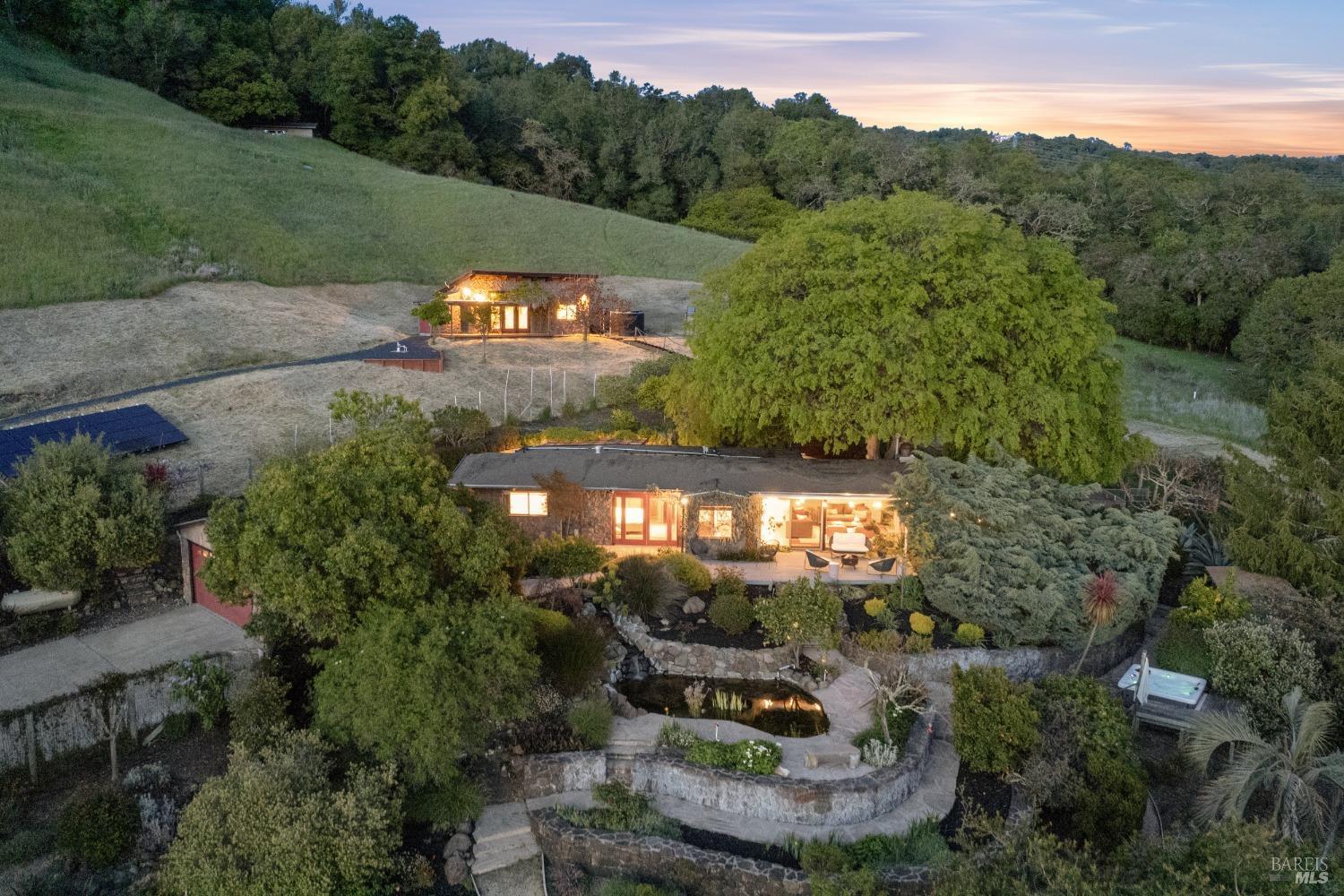 Detail Gallery Image 58 of 95 For 6960 Round Oak Rd, Penngrove,  CA 94951 - 3 Beds | 3 Baths