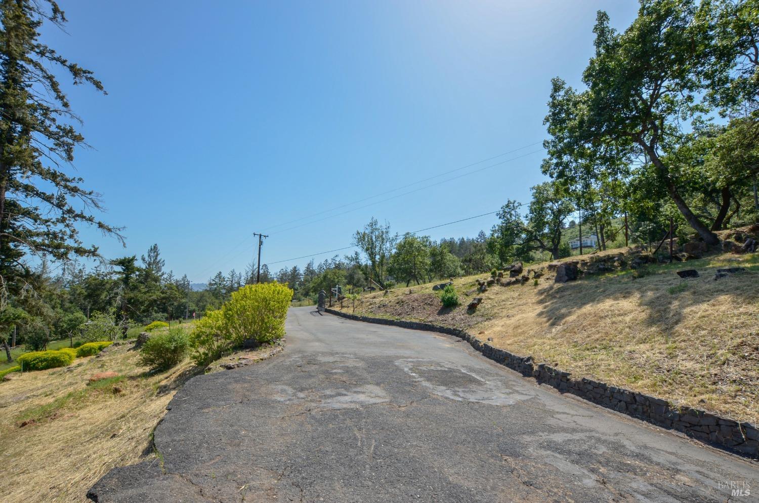 Detail Gallery Image 21 of 25 For 3577 Deer Trail Rd, Santa Rosa,  CA 95404 - – Beds | – Baths