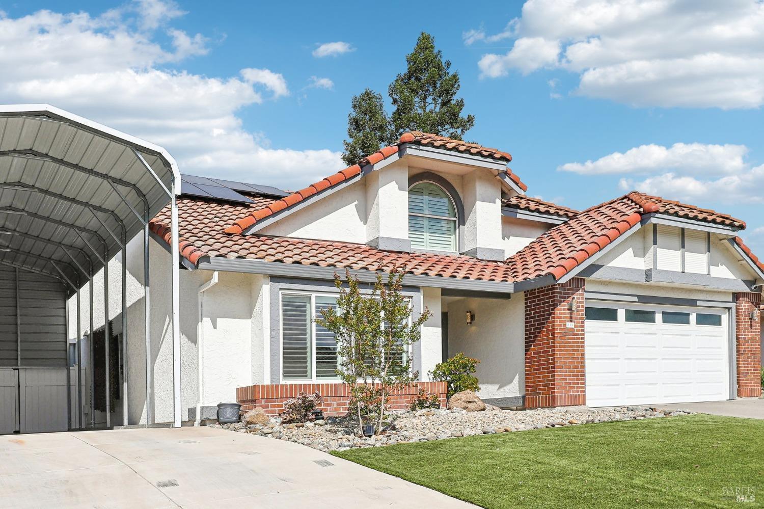 Detail Gallery Image 11 of 68 For 218 Ballindine Dr, Vacaville,  CA 95688 - 4 Beds | 3 Baths