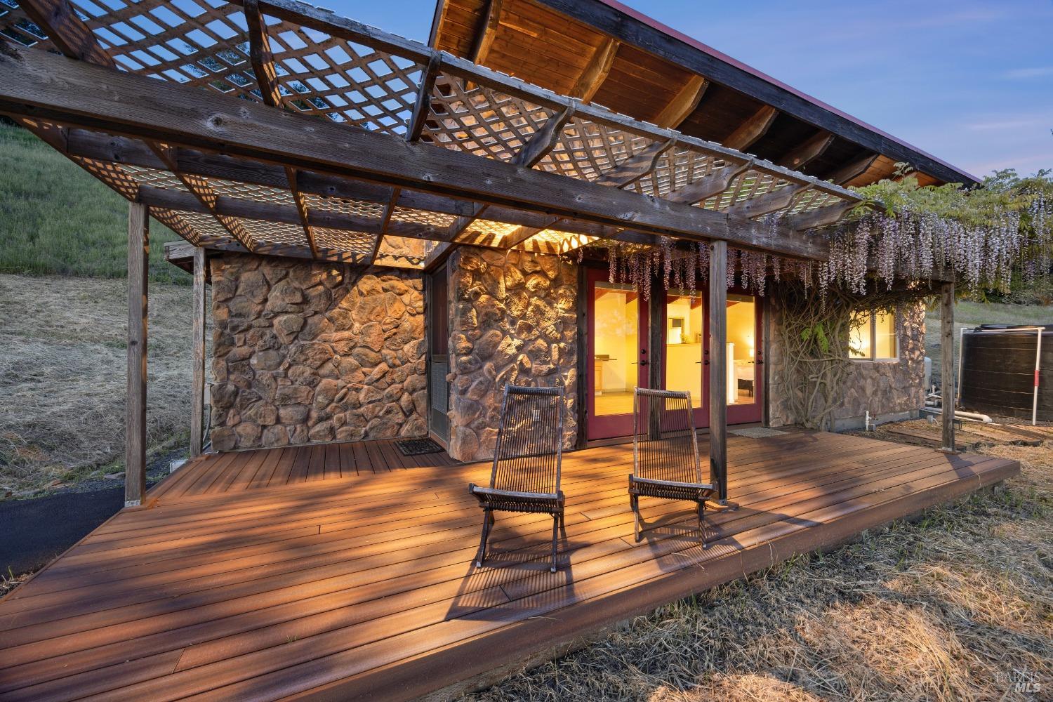 Detail Gallery Image 41 of 95 For 6960 Round Oak Rd, Penngrove,  CA 94951 - 3 Beds | 3 Baths