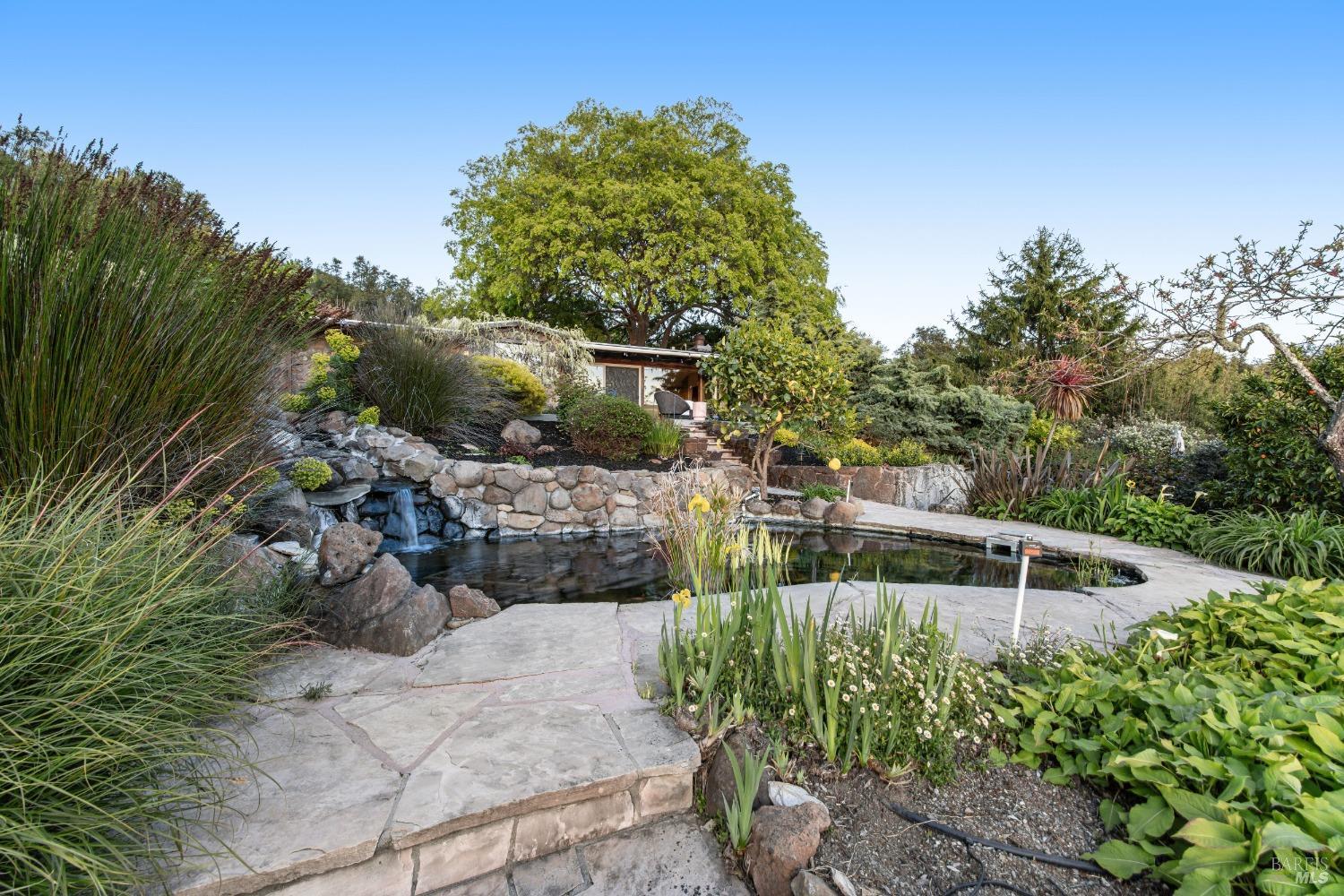 Detail Gallery Image 70 of 95 For 6960 Round Oak Rd, Penngrove,  CA 94951 - 3 Beds | 3 Baths