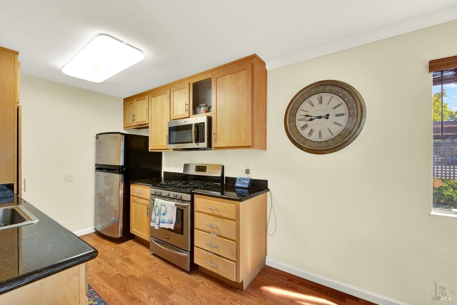 Detail Gallery Image 11 of 25 For 900 Cambridge Dr #99,  Benicia,  CA 94510 - 2 Beds | 1 Baths