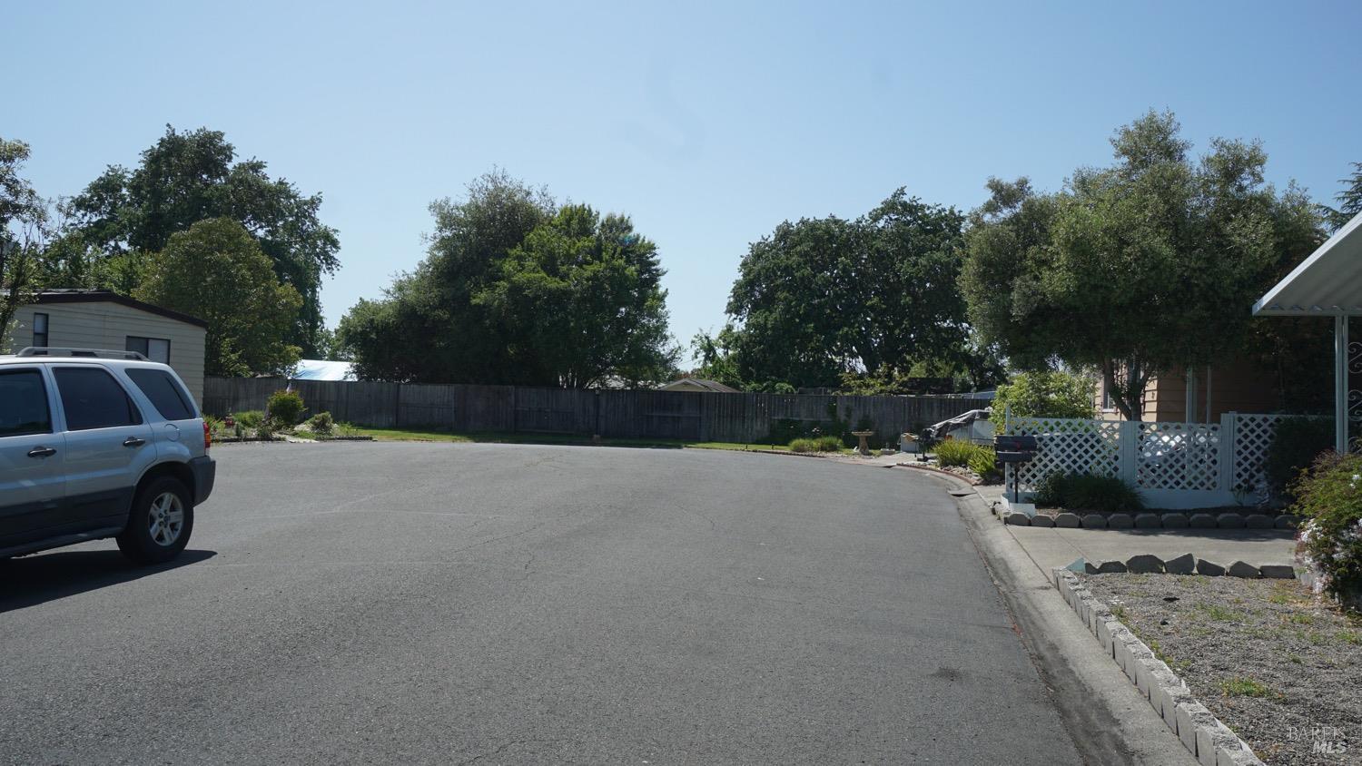 Detail Gallery Image 38 of 41 For 26 Chapala Dr, Santa Rosa,  CA 95403 - 2 Beds | 2 Baths