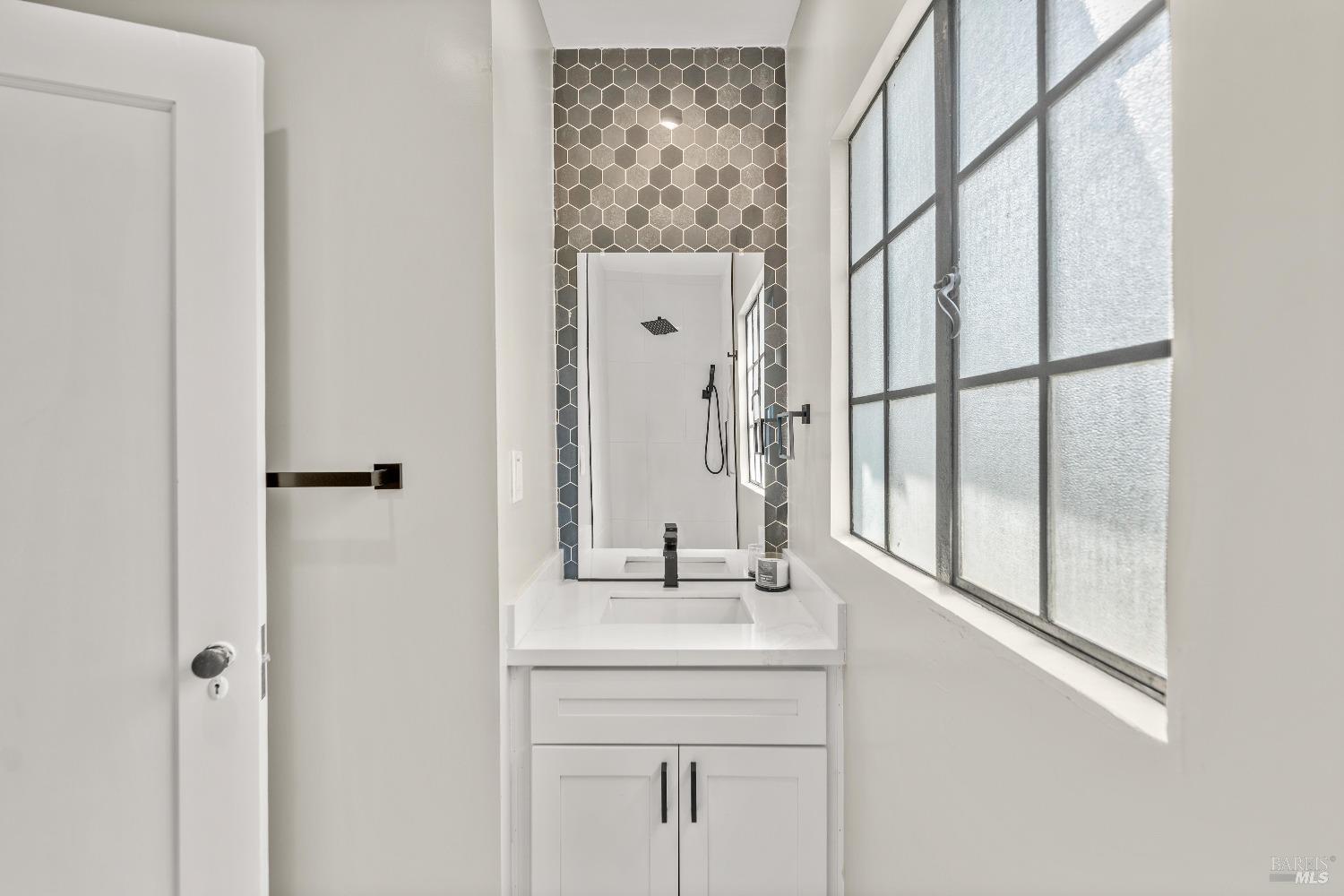 Detail Gallery Image 42 of 64 For 290 E B St, Dixon,  CA 95620 - 4 Beds | 3/1 Baths