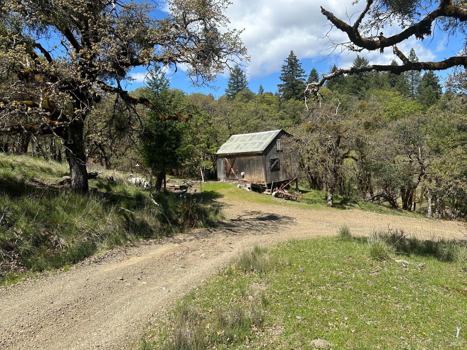 Detail Gallery Image 23 of 32 For 58991 Registered Guest Rd, Leggett,  CA 95585 - 3 Beds | 2 Baths