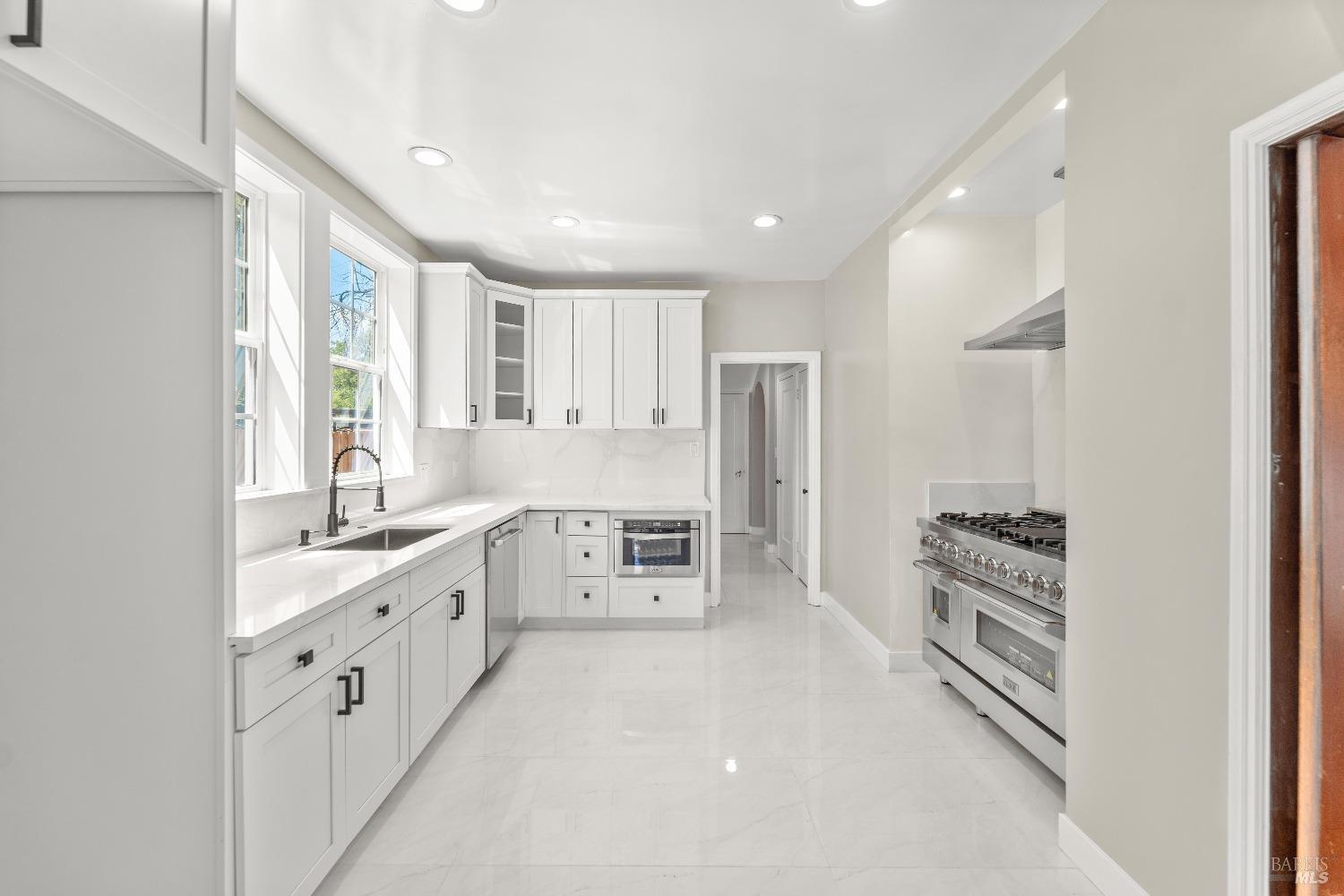 Detail Gallery Image 33 of 64 For 290 E B St, Dixon,  CA 95620 - 4 Beds | 3/1 Baths