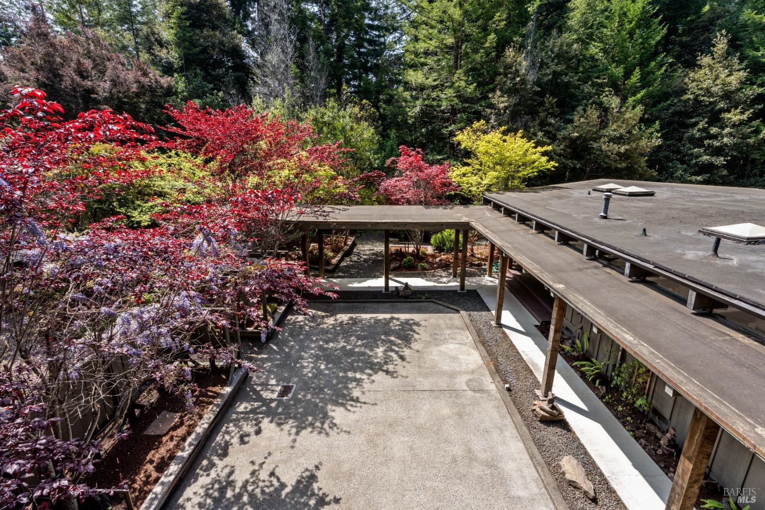 Detail Gallery Image 27 of 45 For 43755 Little Lake Rd, Mendocino,  CA 95460 - 2 Beds | 2 Baths