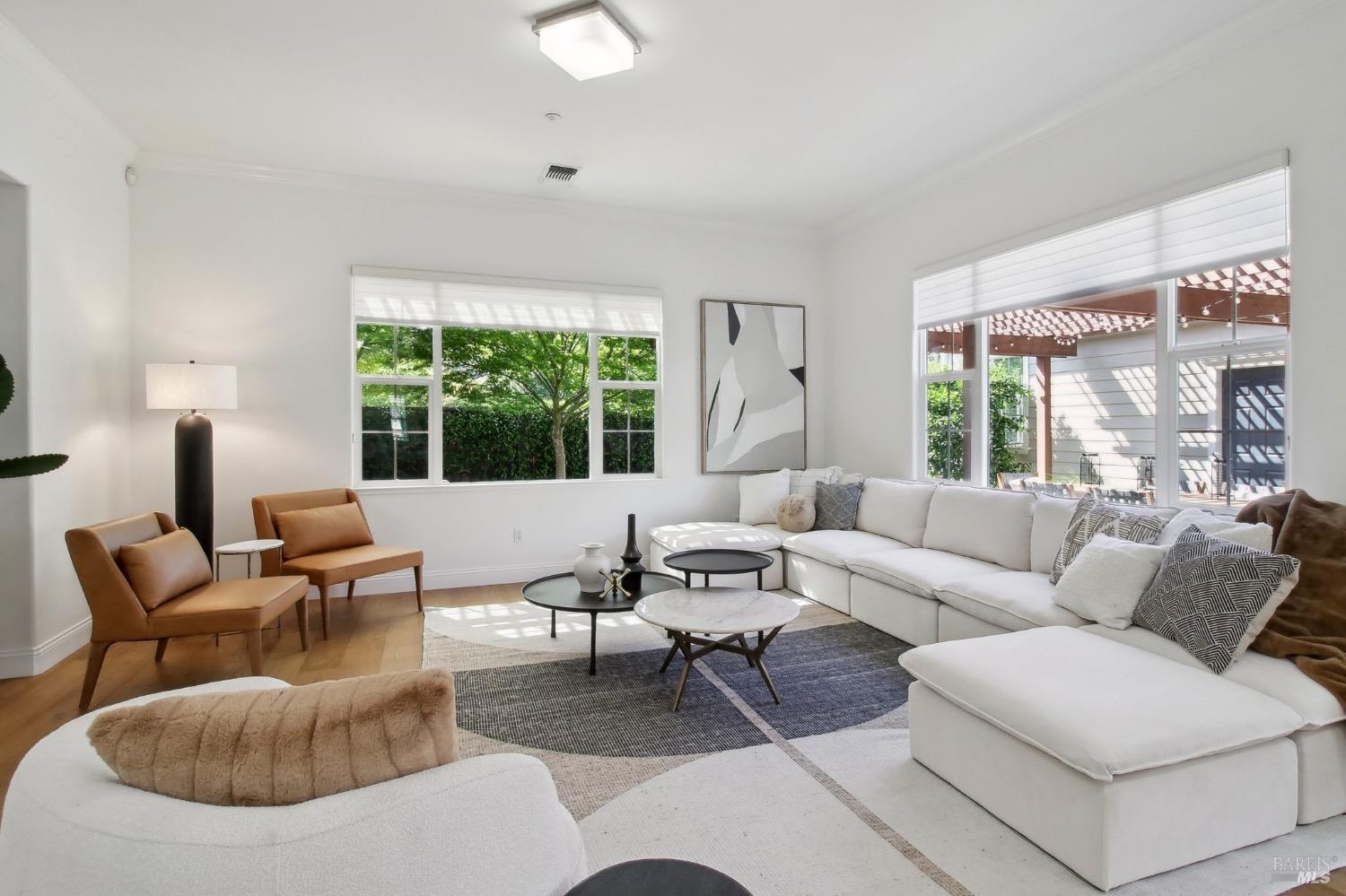 1183 Pearce Dr