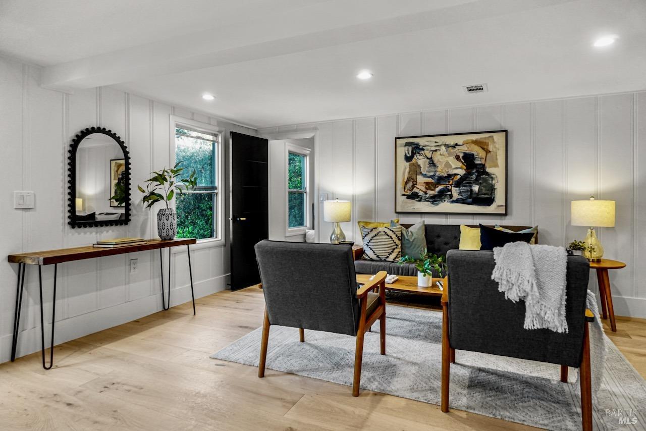 Detail Gallery Image 30 of 45 For 1074 Annerley Rd, Piedmont,  CA 94610 - 4 Beds | 3 Baths