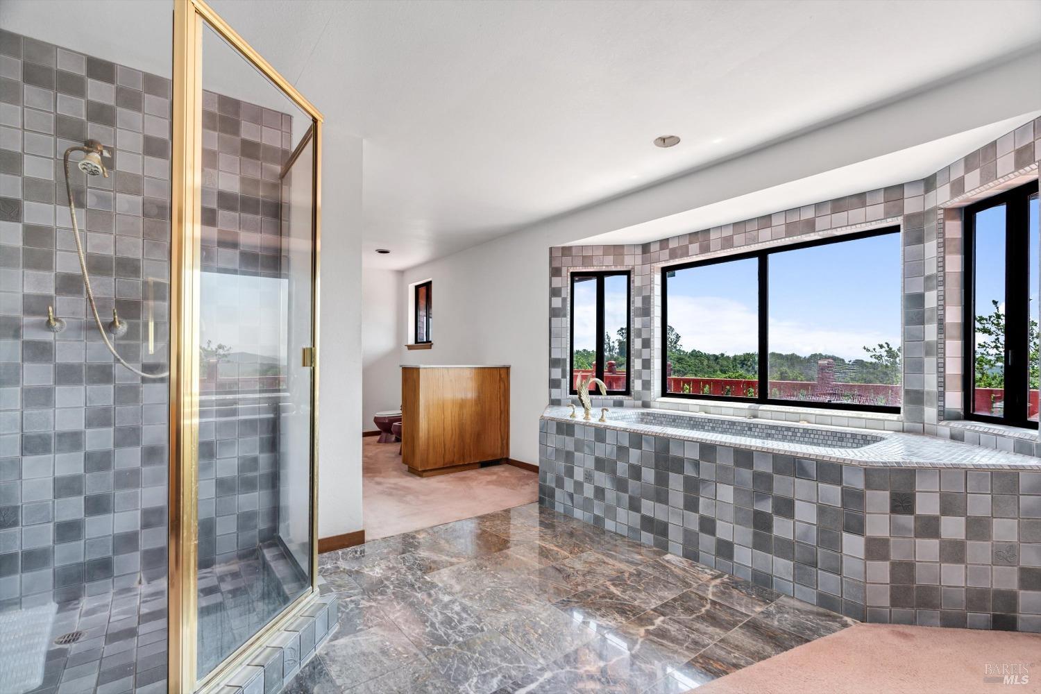 Detail Gallery Image 26 of 45 For 2319 Laguna Vista Dr, Novato,  CA 94945 - 3 Beds | 2/1 Baths