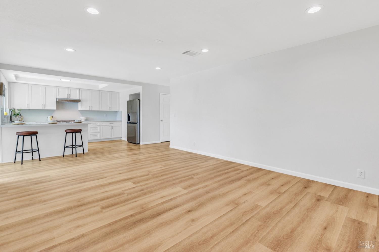 Detail Gallery Image 20 of 51 For 719 Seville Ln, Vacaville,  CA 95688 - 4 Beds | 2 Baths