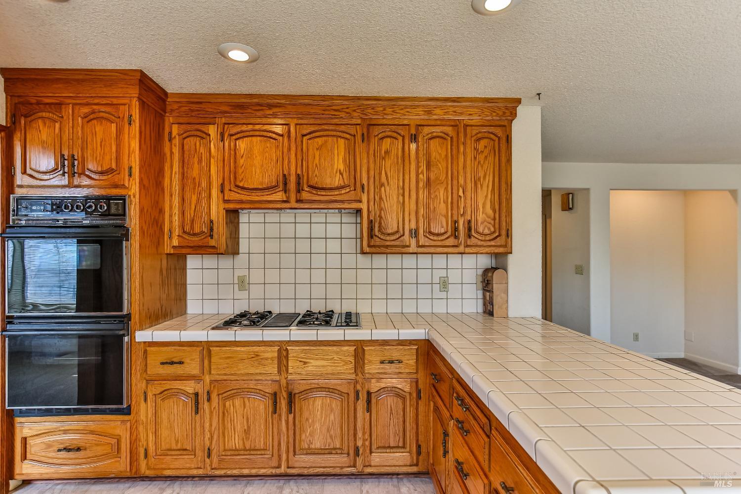 Glen Ellen Drive, Fairfield, California image 8