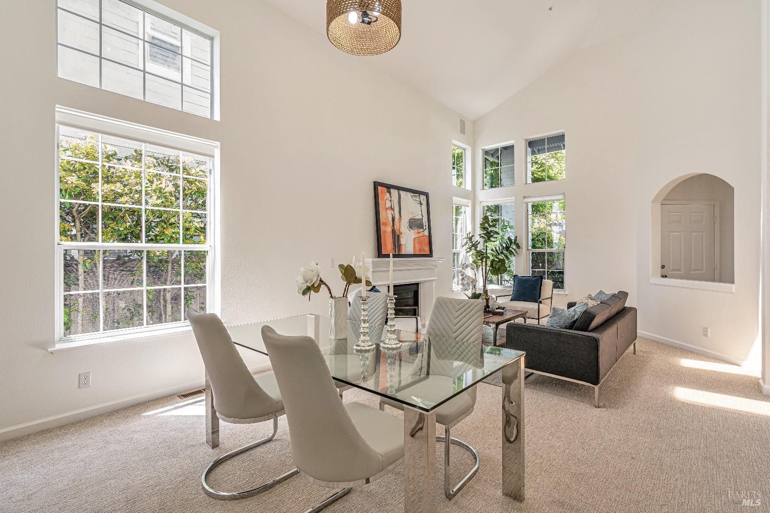 Detail Gallery Image 9 of 28 For 184 Baypoint Dr, San Rafael,  CA 94901 - 4 Beds | 3 Baths