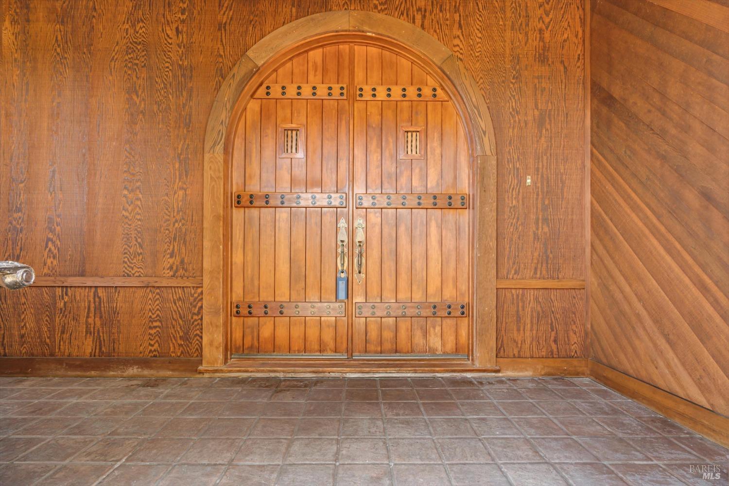 Detail Gallery Image 4 of 45 For 2319 Laguna Vista Dr, Novato,  CA 94945 - 3 Beds | 2/1 Baths