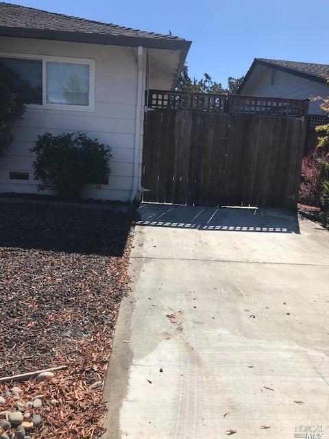 Detail Gallery Image 15 of 16 For 2514 Bethards Dr, Santa Rosa,  CA 95405 - 3 Beds | 2 Baths