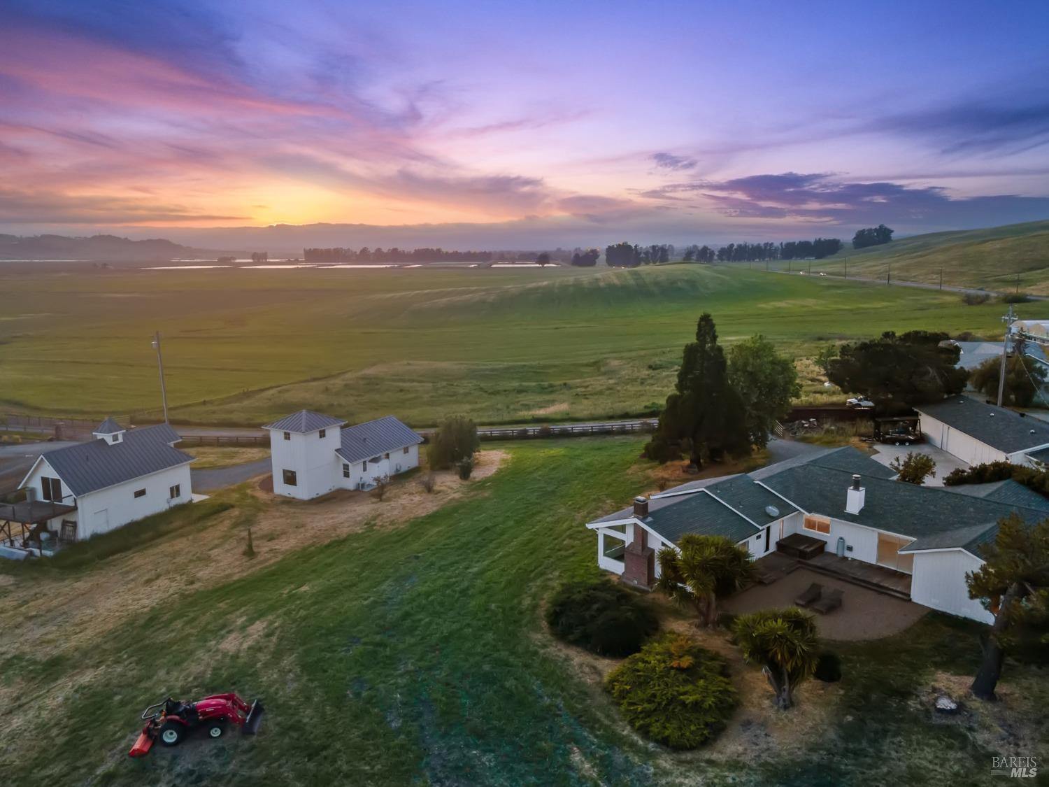 Detail Gallery Image 71 of 73 For 5082 Lakeville Hwy, Petaluma,  CA 94954 - 5 Beds | 4 Baths