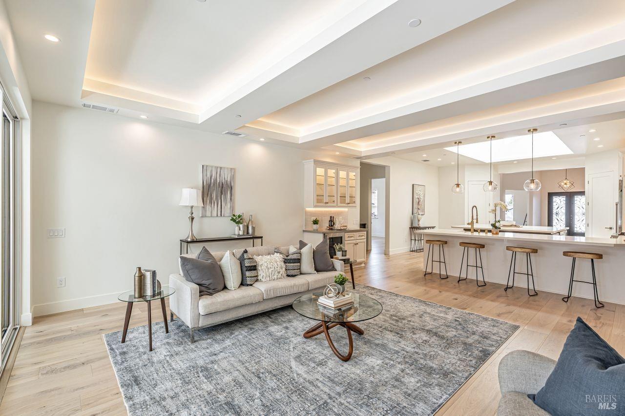 Detail Gallery Image 14 of 47 For 2022 Stony Oak Ct, Santa Rosa,  CA 95403 - 4 Beds | 3/1 Baths