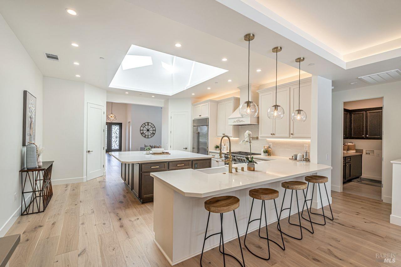 Detail Gallery Image 11 of 47 For 2022 Stony Oak Ct, Santa Rosa,  CA 95403 - 4 Beds | 3/1 Baths