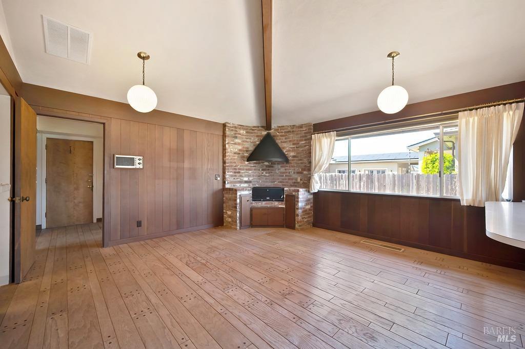 Detail Gallery Image 22 of 31 For 75 Edgewater Dr, Rio Vista,  CA 94571 - 3 Beds | 2/2 Baths