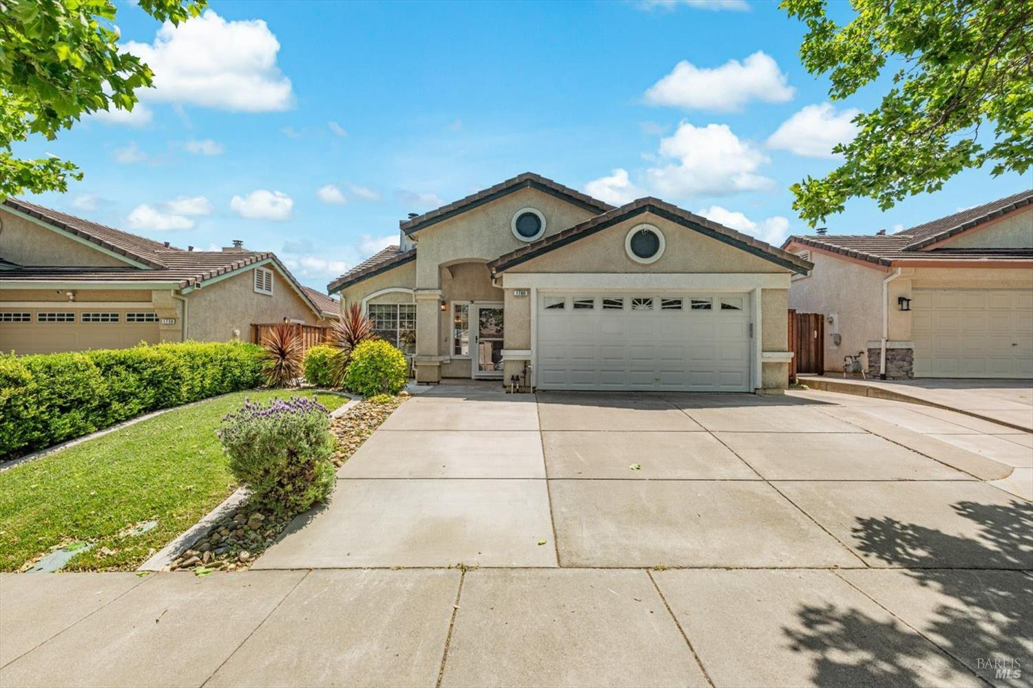 Detail Gallery Image 3 of 47 For 1760 Autumn Meadow Dr, Fairfield,  CA 94534 - 4 Beds | 2 Baths