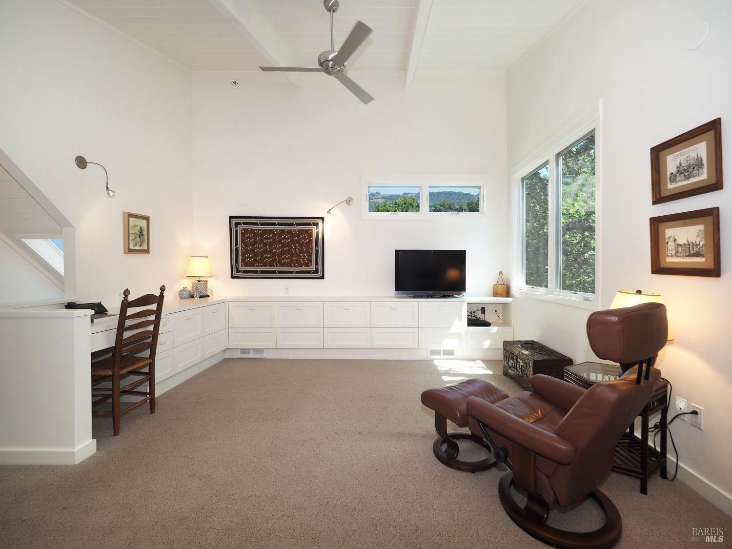 Detail Gallery Image 40 of 74 For 23078 Vineyard Rd, Geyserville,  CA 95441 - 3 Beds | 2 Baths