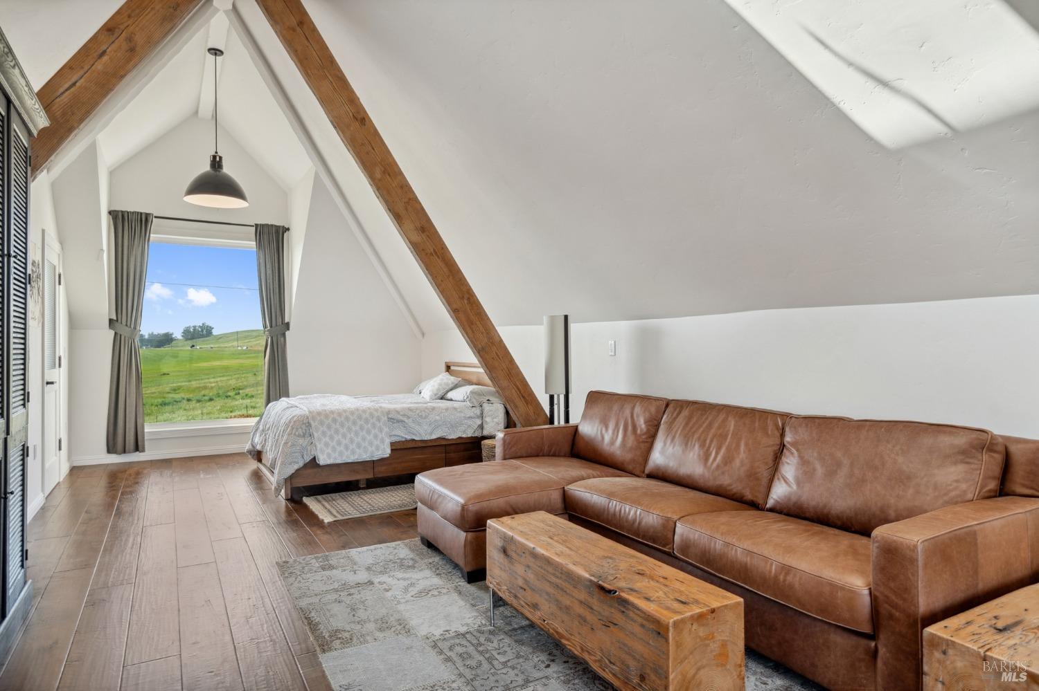 Detail Gallery Image 51 of 73 For 5082 Lakeville Hwy, Petaluma,  CA 94954 - 5 Beds | 4 Baths