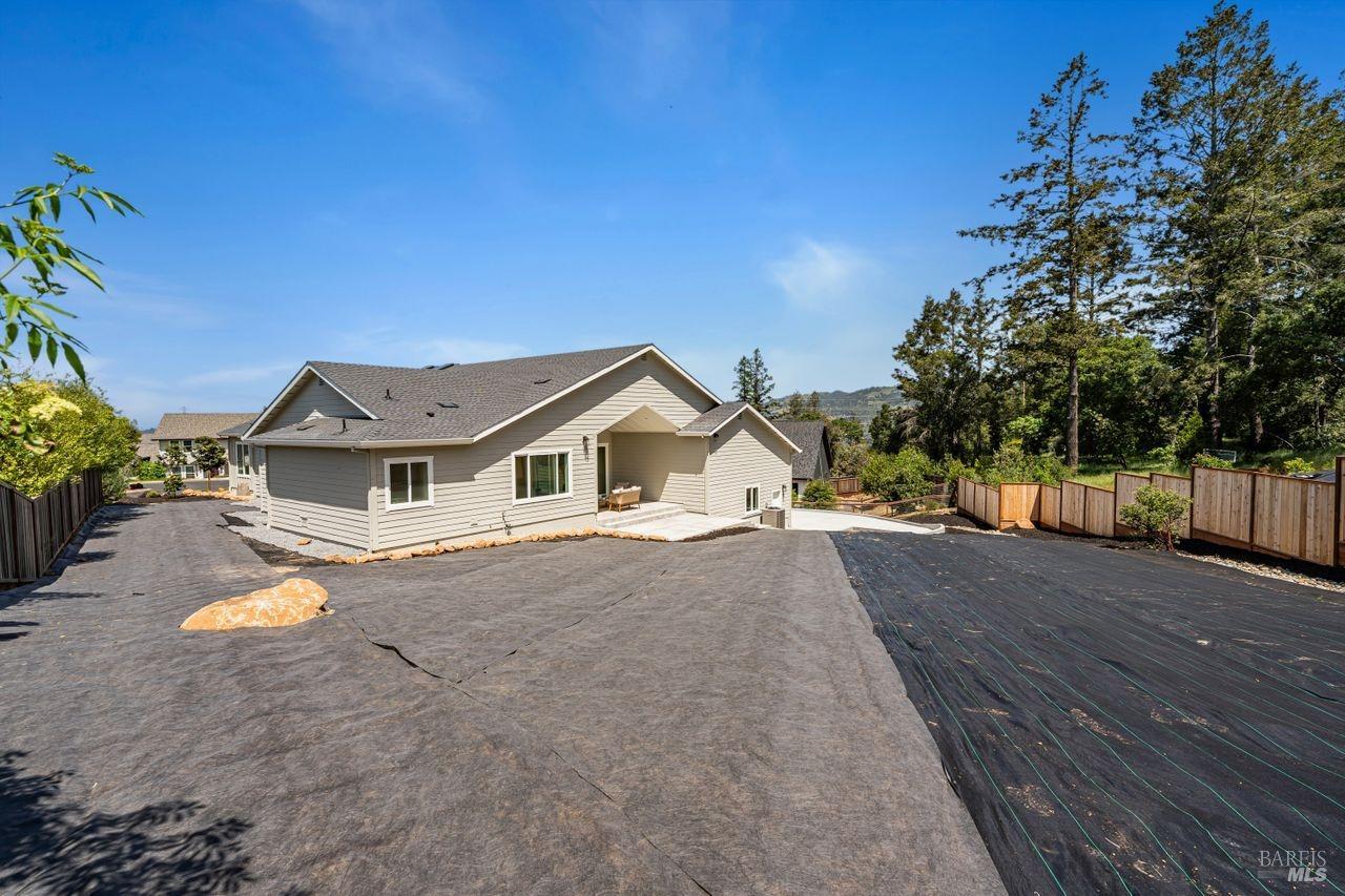 Detail Gallery Image 44 of 47 For 2022 Stony Oak Ct, Santa Rosa,  CA 95403 - 4 Beds | 3/1 Baths