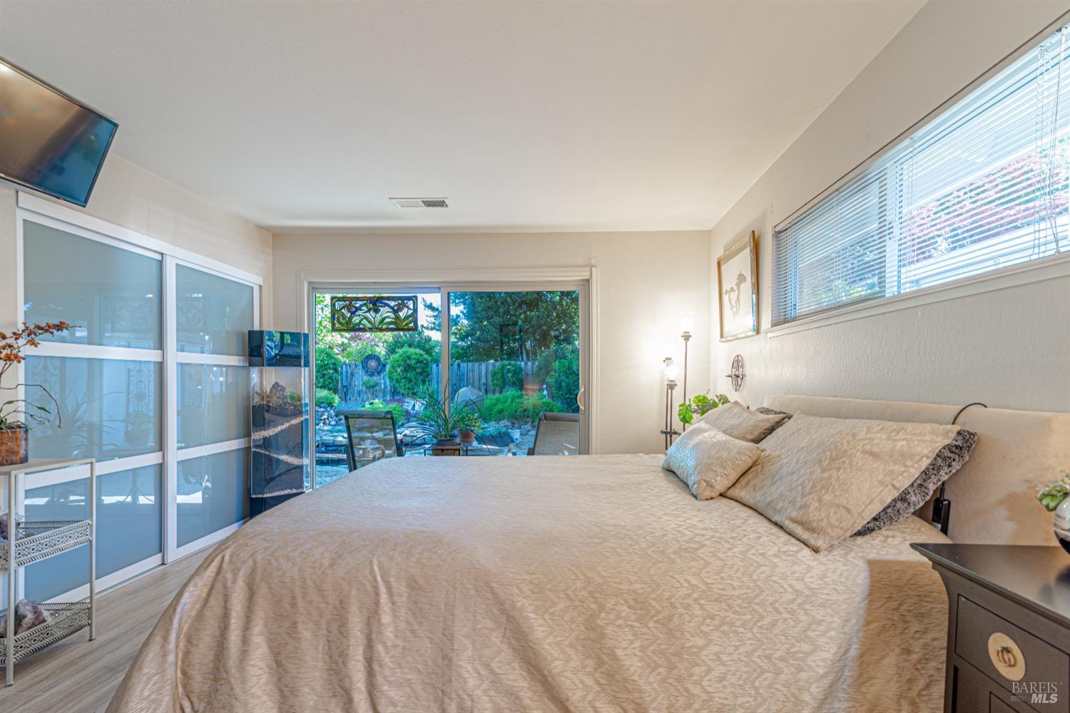 Detail Gallery Image 16 of 49 For 7019 Fairfield Dr, Santa Rosa,  CA 95409 - 2 Beds | 2 Baths