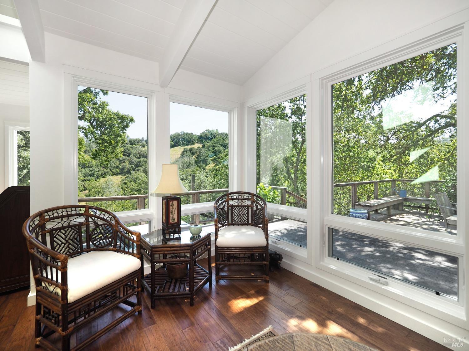 Detail Gallery Image 19 of 74 For 23078 Vineyard Rd, Geyserville,  CA 95441 - 3 Beds | 2 Baths