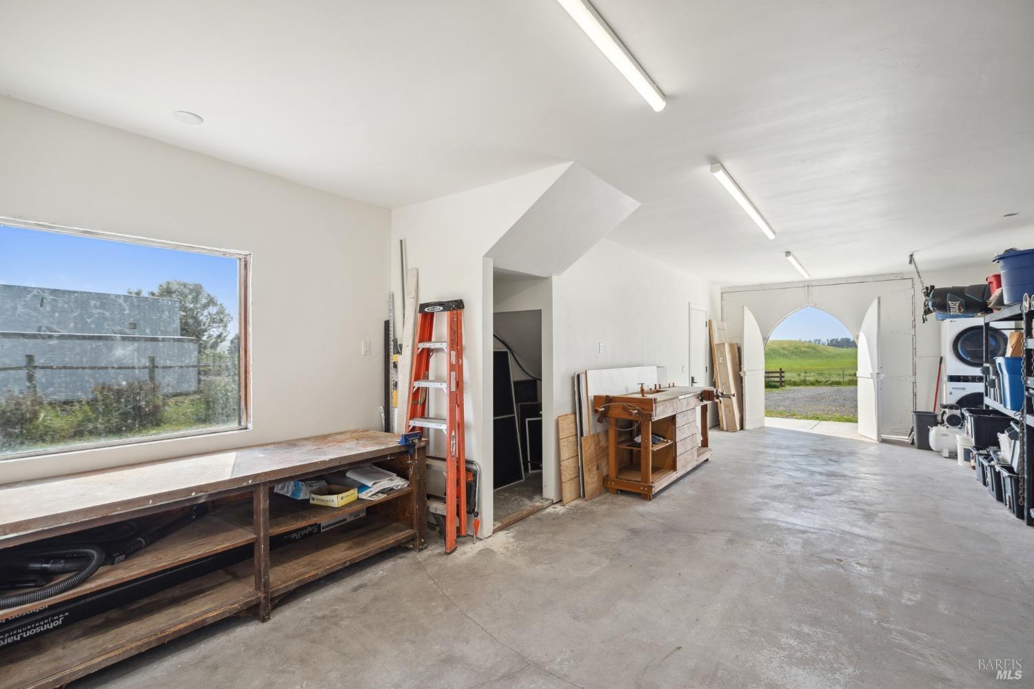 Detail Gallery Image 56 of 73 For 5082 Lakeville Hwy, Petaluma,  CA 94954 - 5 Beds | 4 Baths