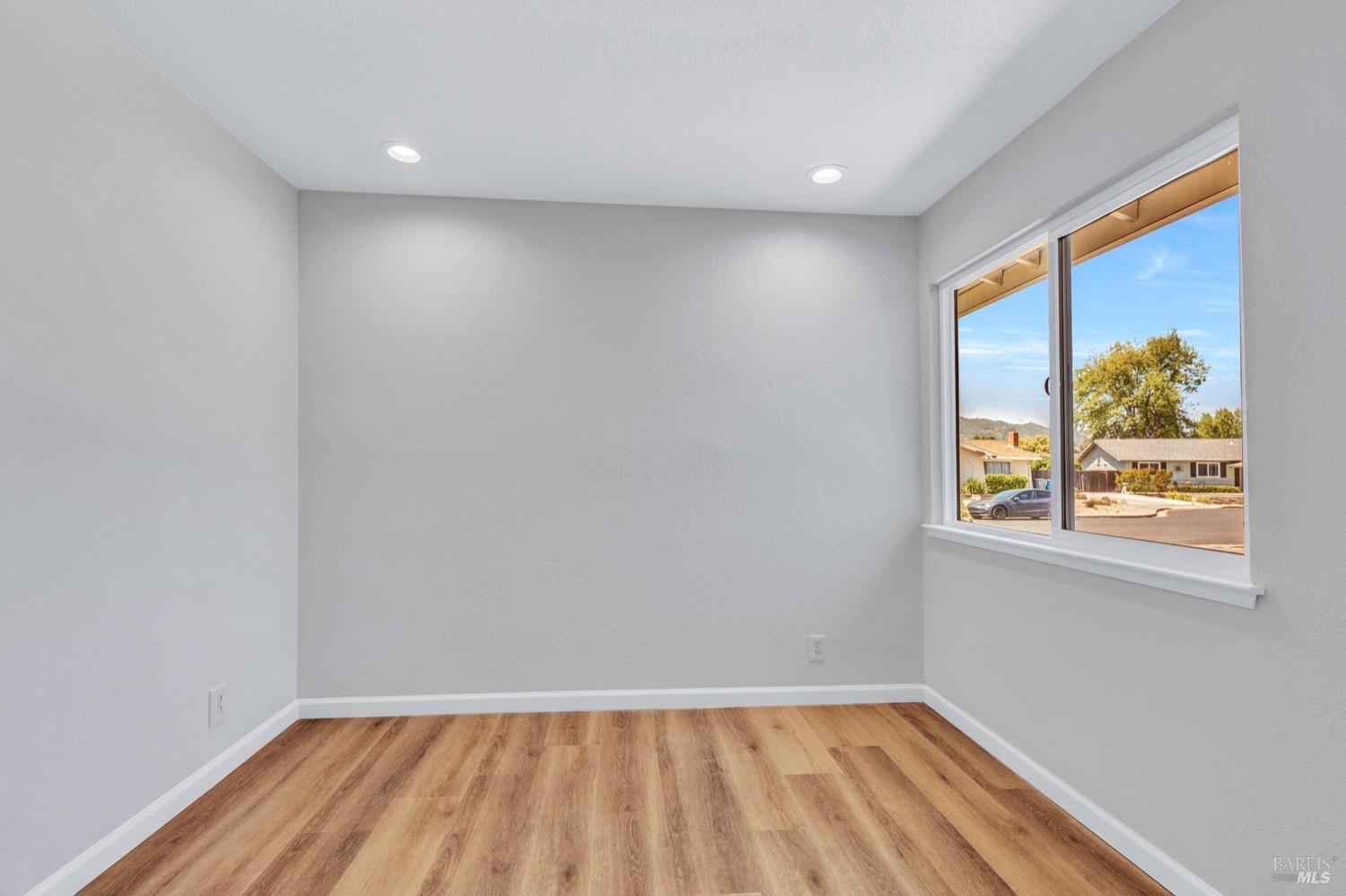 Detail Gallery Image 40 of 51 For 719 Seville Ln, Vacaville,  CA 95688 - 4 Beds | 2 Baths