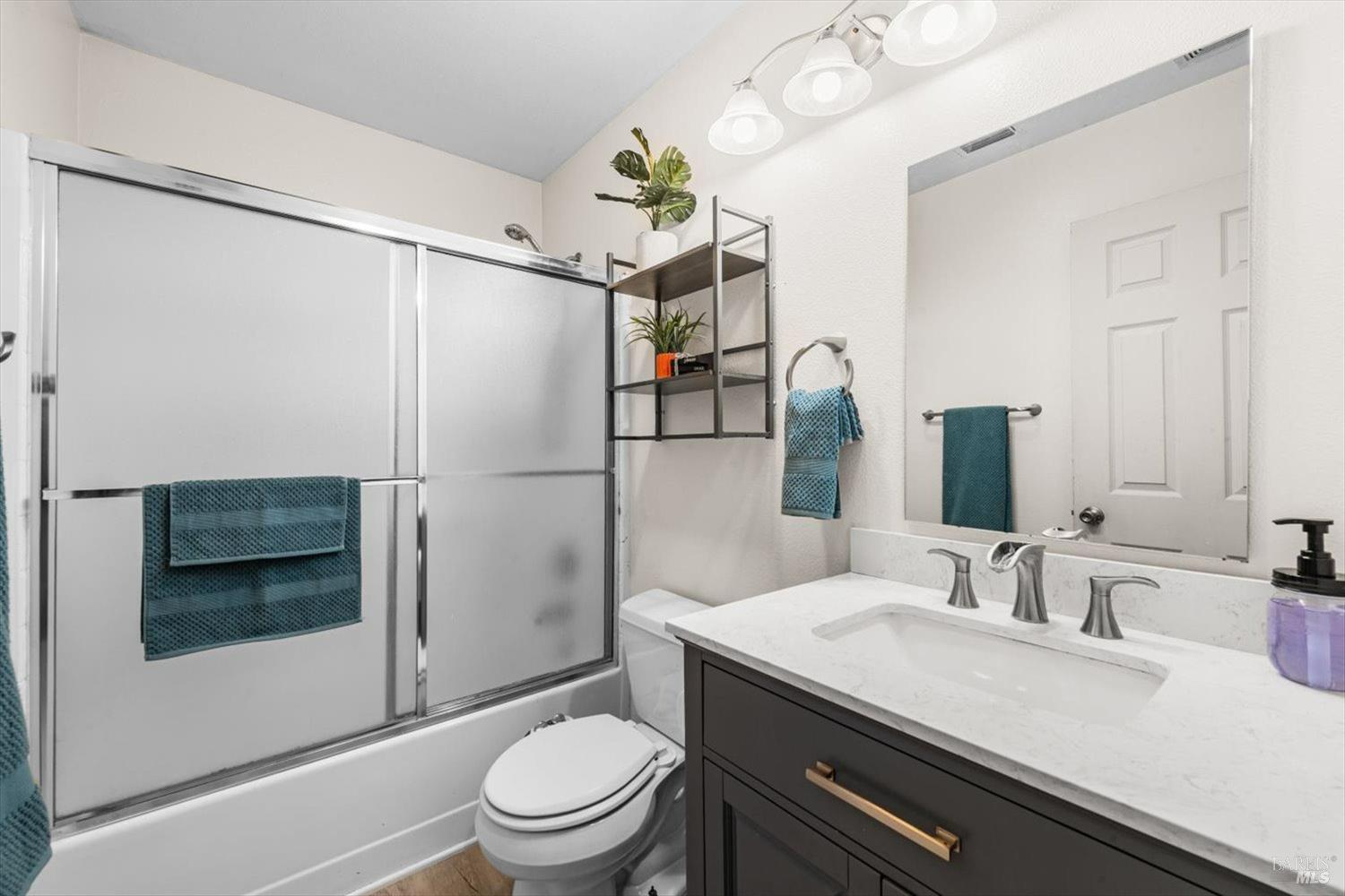 Detail Gallery Image 21 of 47 For 1760 Autumn Meadow Dr, Fairfield,  CA 94534 - 4 Beds | 2 Baths