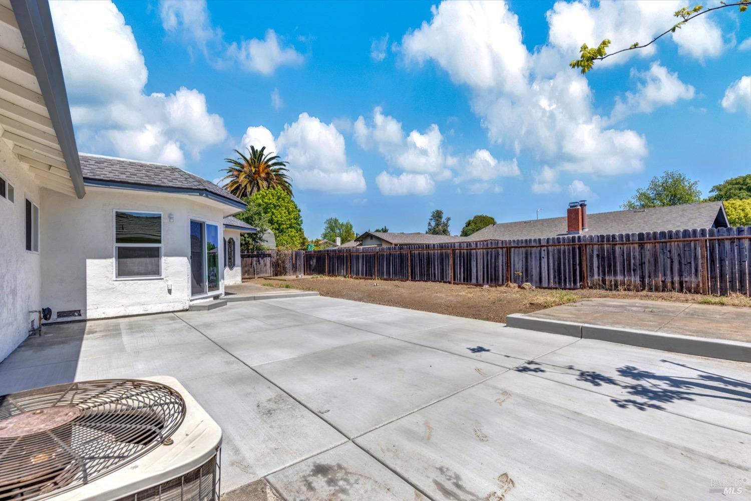 Detail Gallery Image 46 of 51 For 719 Seville Ln, Vacaville,  CA 95688 - 4 Beds | 2 Baths