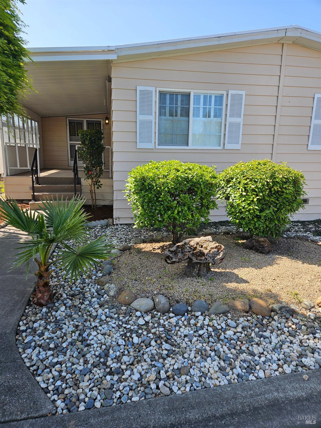 Detail Gallery Image 3 of 33 For 111 Estrella Dr 111, Santa Rosa,  CA 95403 - 3 Beds | 2 Baths