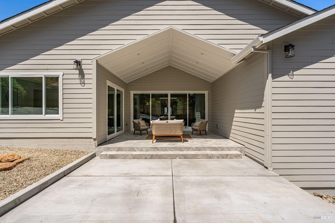 Detail Gallery Image 42 of 47 For 2022 Stony Oak Ct, Santa Rosa,  CA 95403 - 4 Beds | 3/1 Baths